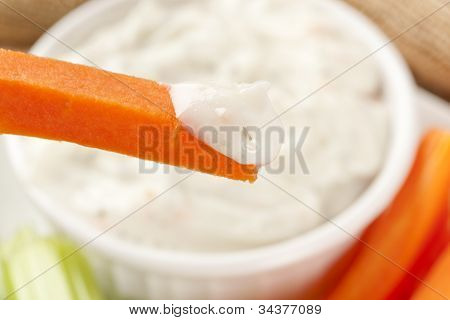 Økologiske gulerødder og Ranch Dip