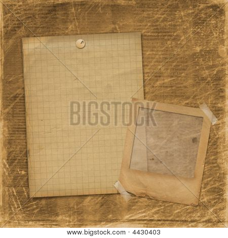 Grunge list pro oznámení s abstraktní pozadí snímku