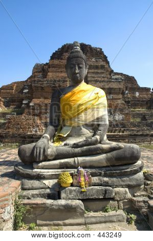 Buddha na Wat Maha že