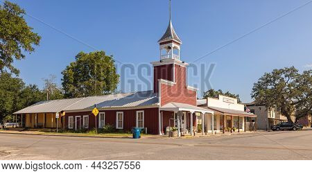 Goliad, Texas, Usa - September 20, 2021: The Old Business District On Market Street