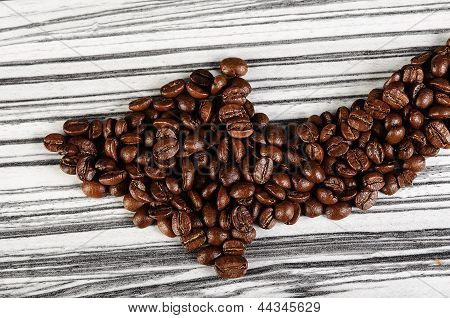 Grãos de café em uma tabela