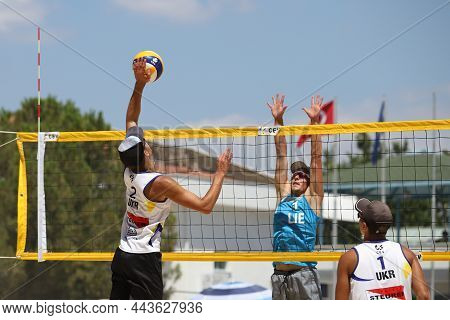Izmir, Turkey - July 09, 2021: Ukraine (boiko And Bublyk) Vs Liechtenstein (wymann And Broder) Pool 