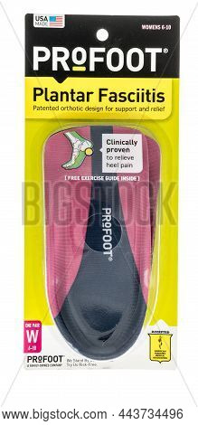 Winneconne, Wi -7 December 2021: A Package Of Profoot Plantar Fasciitis Orthotic Support And Relief 
