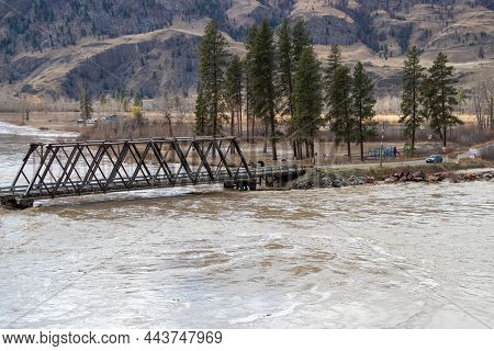 Similkameen Valley, Bc, Canada - November 16, 2021: Water Rising Over The Banks And Flooding The Sim