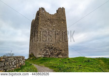 Rossle Castle At Easky Pier In County Sligo - Republic Of Ireland.