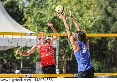Izmir, Turkey - July 11, 2021: Hungary (mikulass Koch And Szabo) Vs Italy (hanni, T. And Fusco) 3rd 
