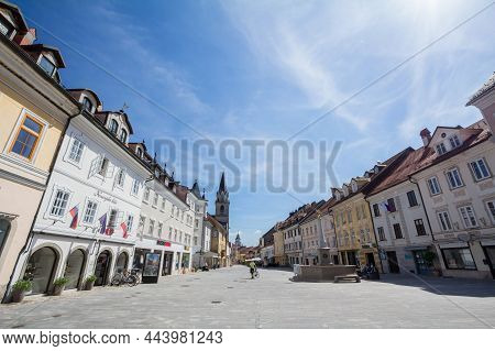 Kranj, Slovenia - June 15, 2021: Medieval Central Square Of Glavni Trg In Staro Mestno Jedro, The Ol