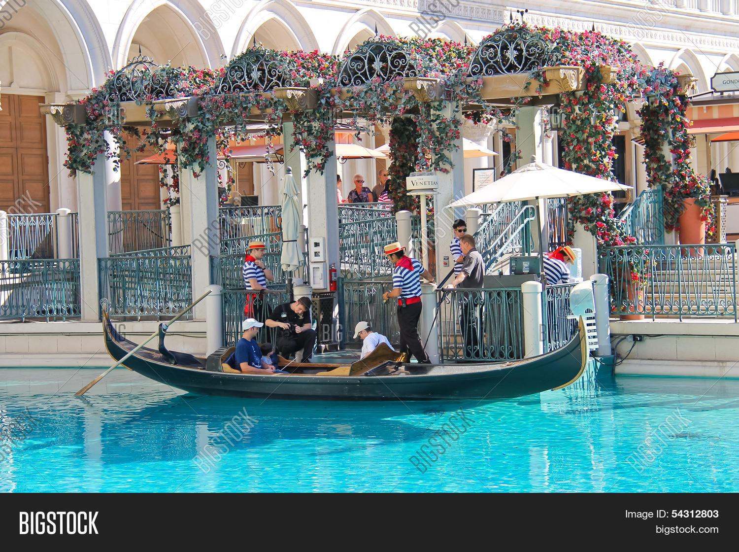 Gondola Rides Image & Photo (Free Trial) Bigstock