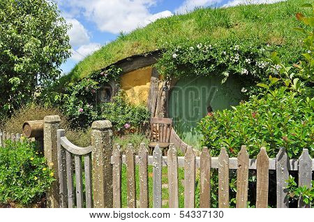 Hobbiton cottage