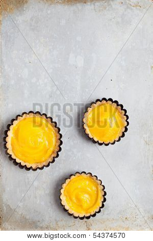 Delicious Lemon Curd Tartlets