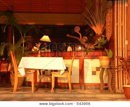 Bornéo. Cafe avant ouverte