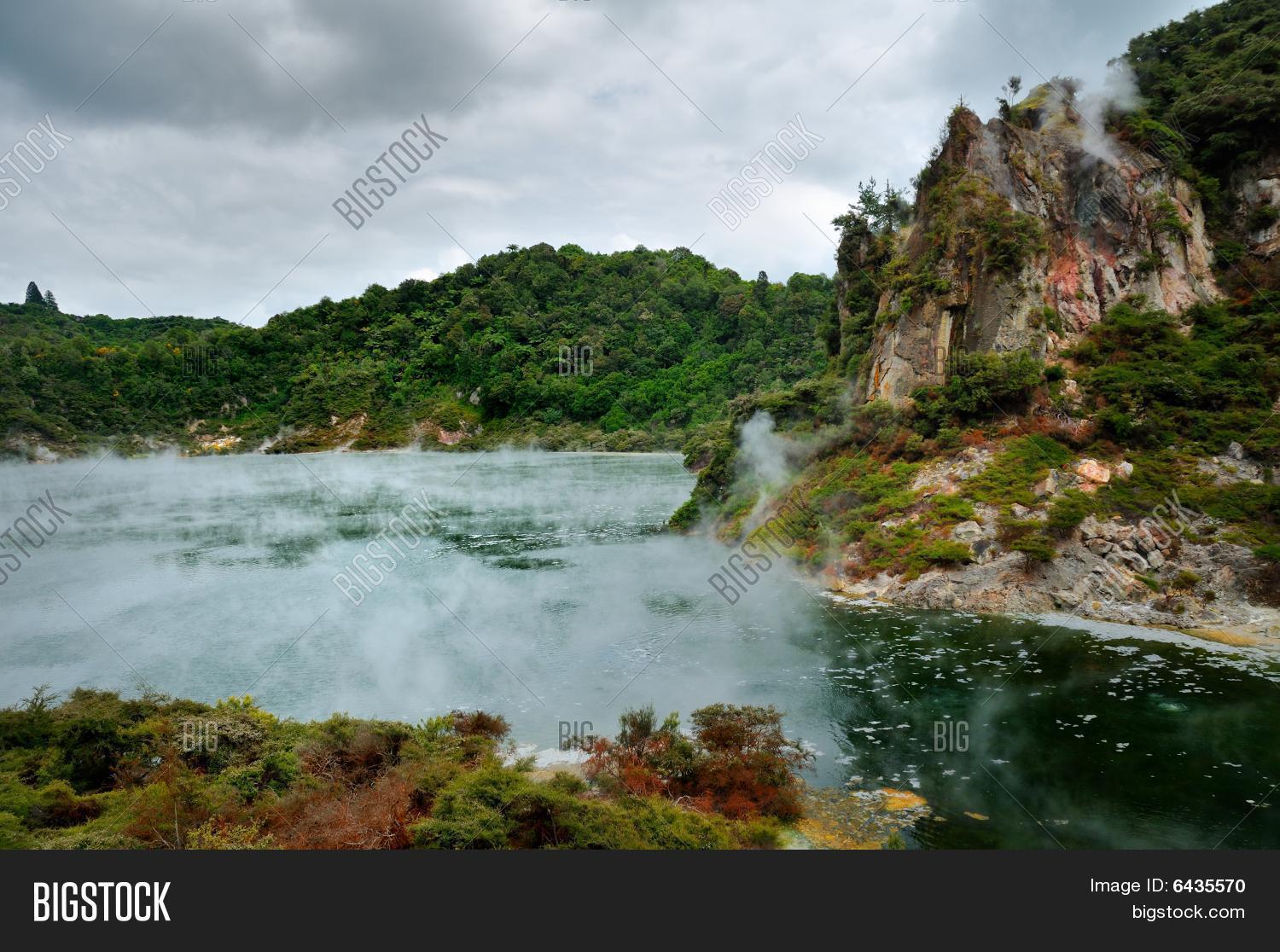 Frying Pan Lake Image & Photo (Free Trial) Bigstock