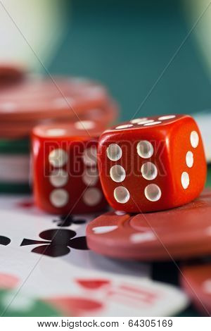 Gambling cube