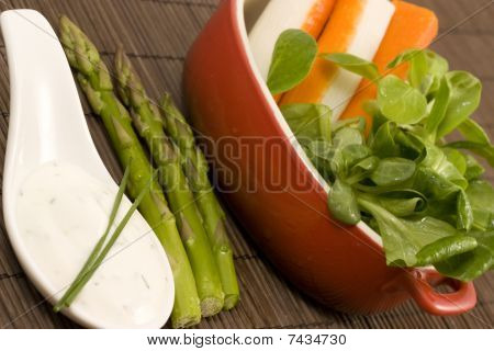 Sałatki i Tzatziki