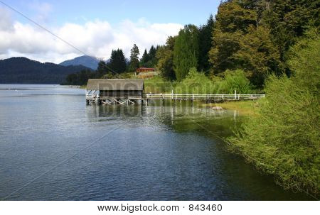 ทะเลสาบ Nahuel Huapi แทสมาเนีย อาร์เจนตินา