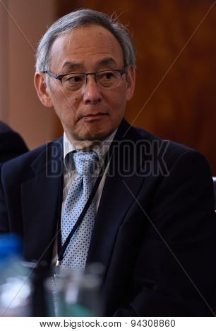 ST. PETERSBURG, RUSSIA - JUNE 22, 2015: Nobel Prize Laureate in physics Steven Chu during Saint Petersburg scientific forum 