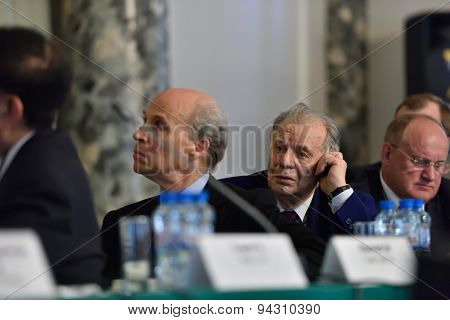 ST. PETERSBURG, RUSSIA - JUNE 22, 2015: Nobel Prize Laureates Roger Kornberg (left) and Zhores Alferov during Saint Petersburg scientific forum 
