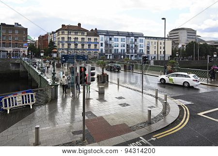 Grattan Bridge and River Liffey