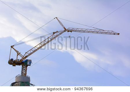 Tower cranes are a modern form of balance crane that used in the construction of tall buildings.