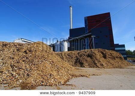Impianto alimentazione bio con immagazzinaggio di combustibile di legno
