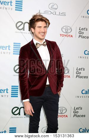 LOS ANGELES - OCT 22:  Joey Graceffa at the 26th Annual Environmental Media Awards at Warner Brothers Studio on October 22, 2016 in Burbank, CA