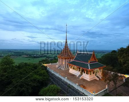 The temple is located on a high mountain in Thailand, Suphanburi, Province District U- Tong The temple name 
