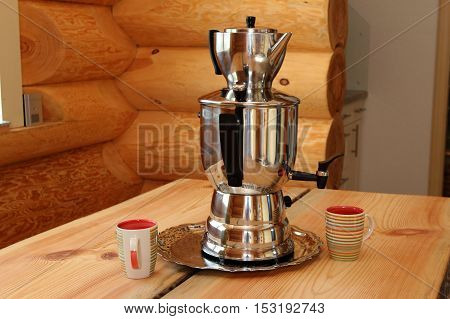 Composition with samovar / The samovar is on the table
