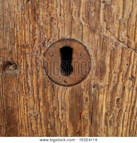 Porta con serratura