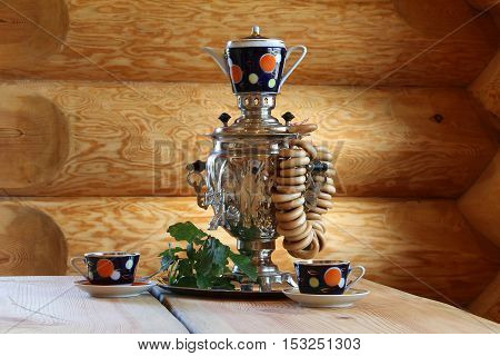 Composition with samovar / The samovar is on the table