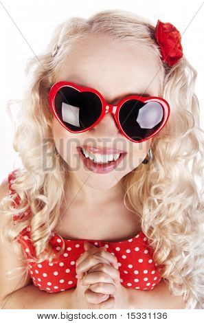 Funny girl avec des lunettes coeur