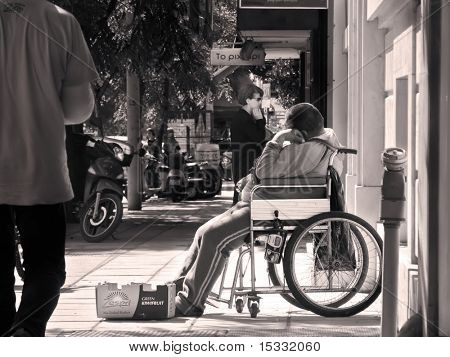 残疾的人士讨钱