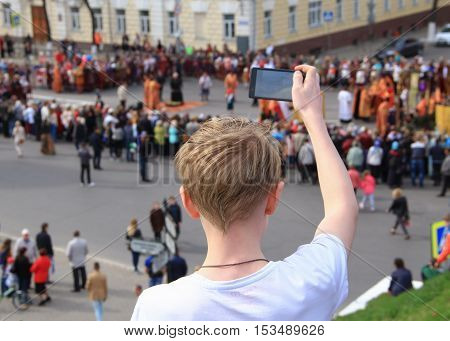 The Holy feast of Easter in the city of Vladimir at the Golden gate