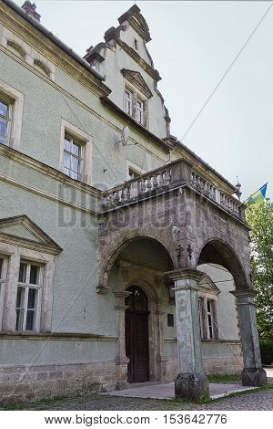 entrance to the hunting castle of the 19th century Schonborn Ukraine