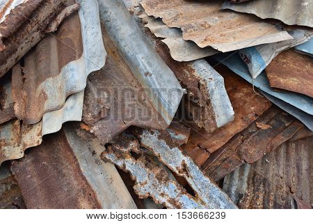 The old steel piles Waiting to be reused for a new job.