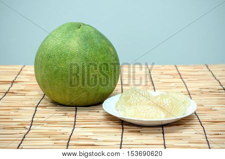 Sweet Green pomelo fruit with slice pomelo