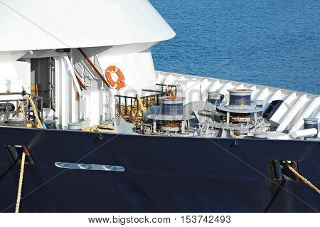 Mooring Winch With Hawser