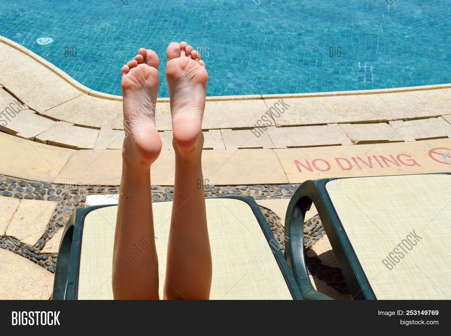 Think, Women with beautiful legs and feet you mean? Final, sorry, Women with beautiful legs and feet matchless message