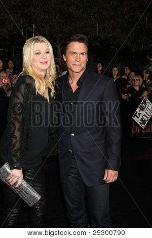 LOS ANGELES - NOV 14: Rob Lowe ankommer til den 