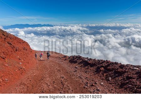 Mt. Fuji Climbing,yoshida Trail For Descent , Japan