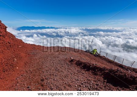 Mt. Fuji Climbing,yoshida Trail  For Descent, Japan