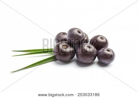 Fresh Acai Berries With Leaves On White Background
