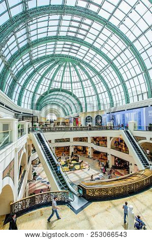 Dubai, Uae - April 07: Mall Of The Emirates Interior April 07, 2017 In Dubai, United Arab Emirates. 