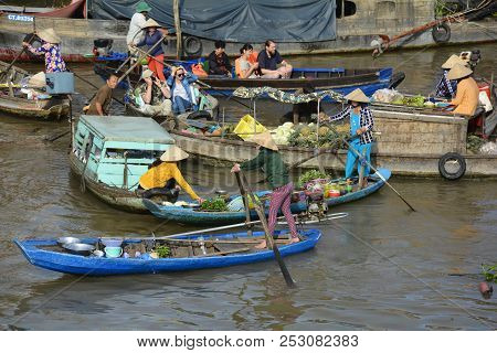 Phong Dien, Vietnam - December 31st 2017. Boat On The River At The Phong Dien Floating Market Near C