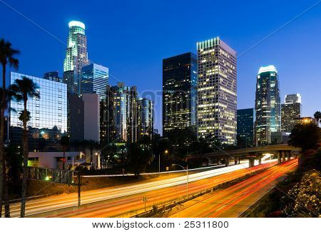  Los Angeles downtown di notte