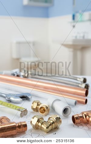 Instalatérské nářadí a materiály