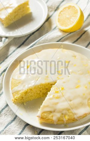 Sweet Homemade Yellow Lemon Lemoncello Cake