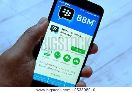 Bandar Seri Begawan,brunei - July 25th,2018 : A Male Hand Holding Smartphone With Bbm Apps On An And