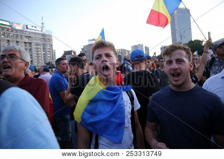 Hundreds Injured In Romania Protests