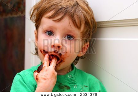 Il ragazzo mangia un Zephyr