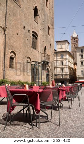 Street Restaurant